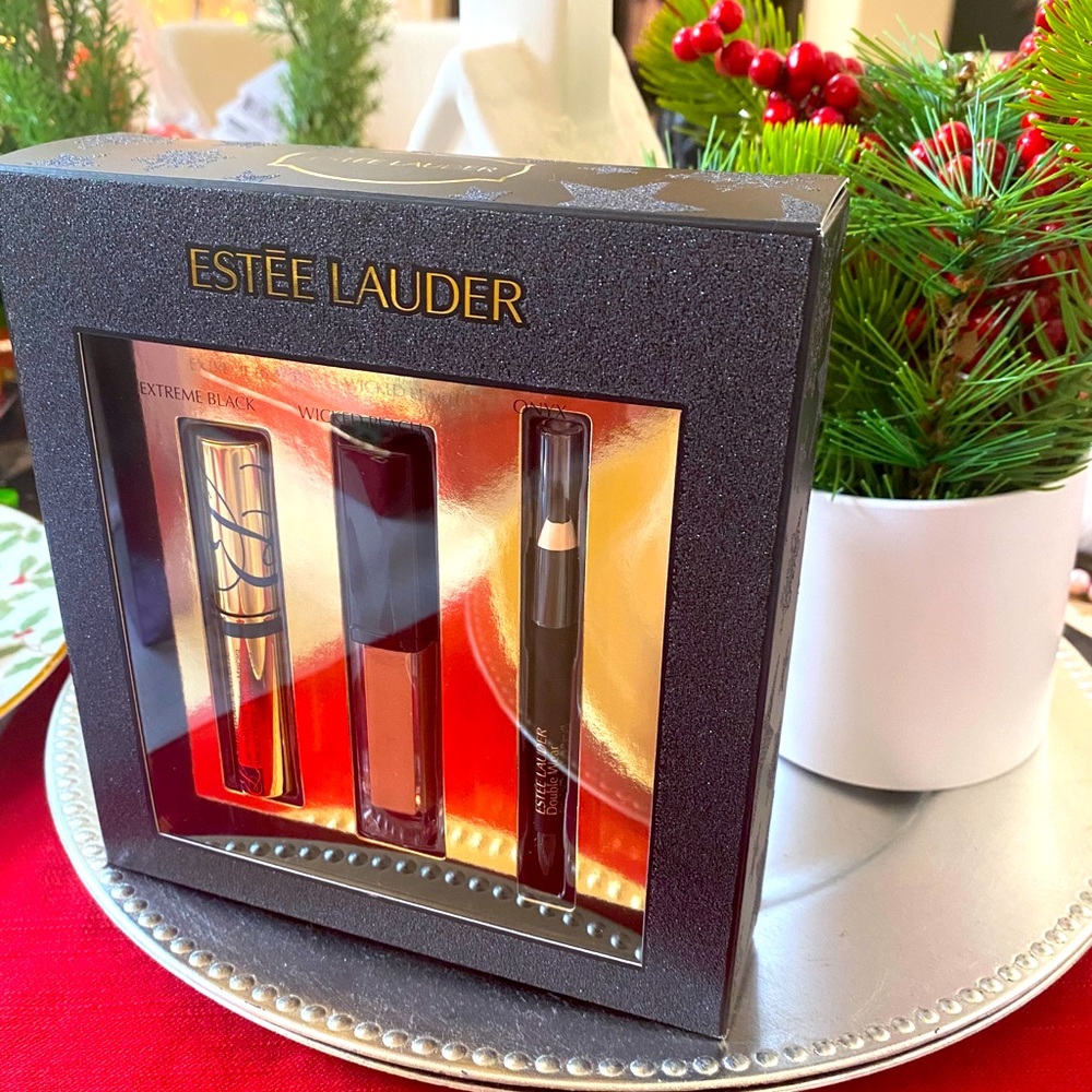 Estée Lauder gift set